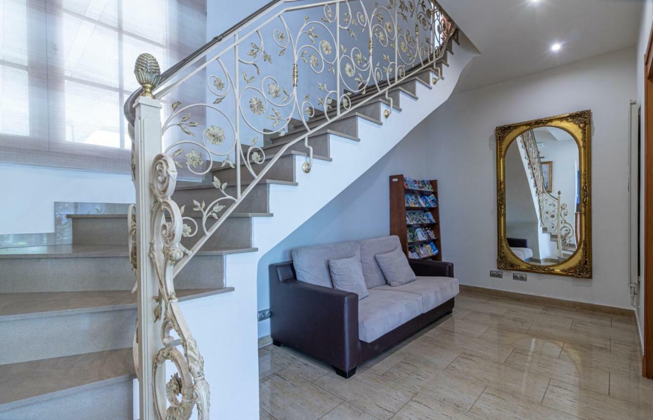 Apartaments Bt Vent De Garbi Empuriabrava Exteriér fotografie